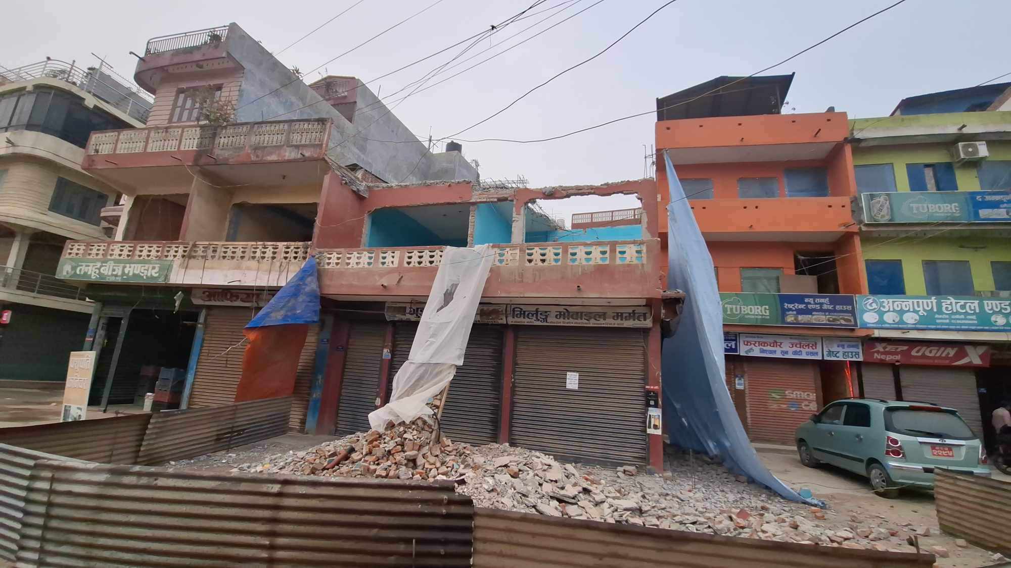१५ दिनभित्र दमाैलीका घर भत्काउन व्यास नगरपालिकाकाे अनुरोध