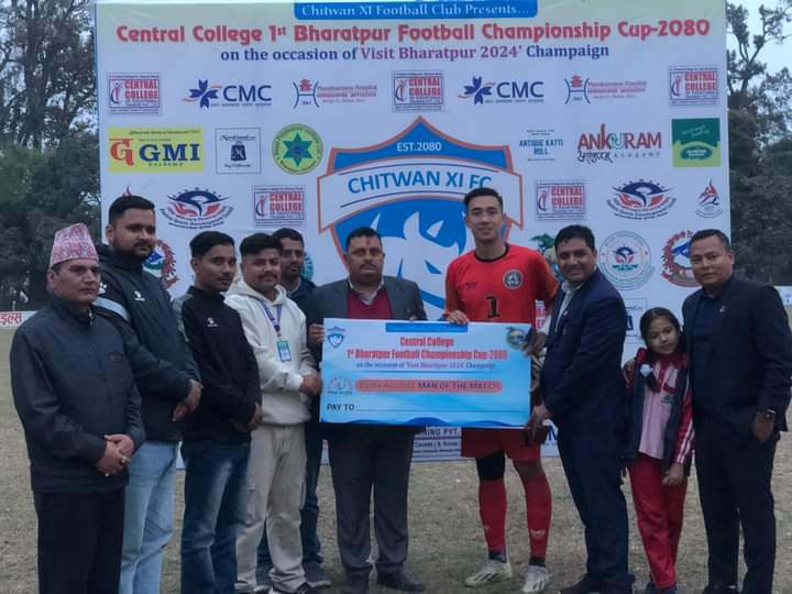 ३ लाख पुरस्कारकाे भरतपुर फुटबल च्याम्पियनसिपकाे फाइनलमा आँबुखैरेनी: