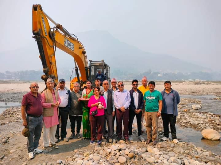 खानेपानीकाे श्राेत बढाउन सम्पवेल थप्दै दमौली खानेपानी !