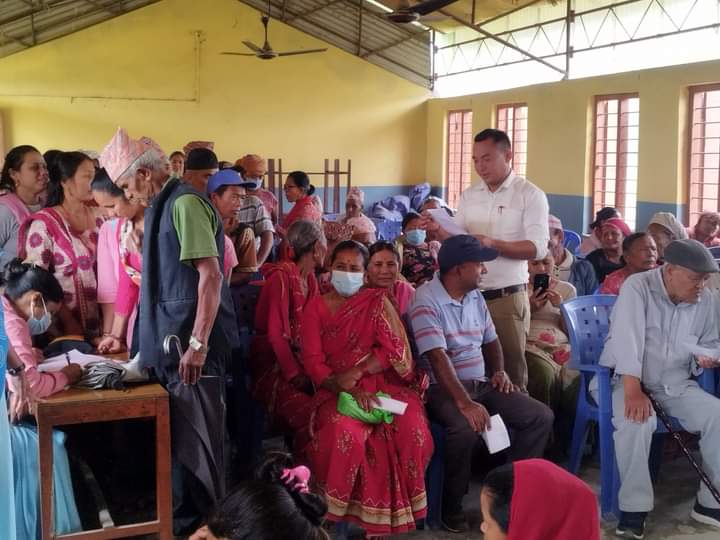 म्याग्दे ४ मा भएको आँखा शिविरमा ३३ जनामा माेति विन्दु देखियो