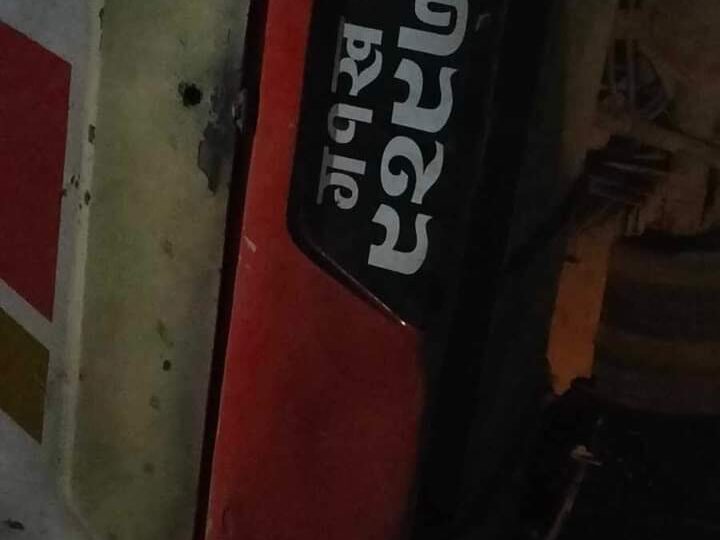 बाग्लुङ घुम्न गएको शुक्लागण्डकी ११ काे बस हेमजामा दुर्घटना