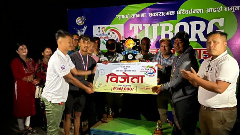 आयाेजकलाइ पराजित गर्दै आदर्श कप फुटबलकाे उपाधि लिभिक निर्माण सेवालाइ: