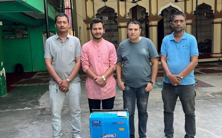 जिआर इलेक्ट्रोनिक्सका घर्ती दाजुभाइ द्वारा मस्जिदमा युरो गार्ड सहयोग: