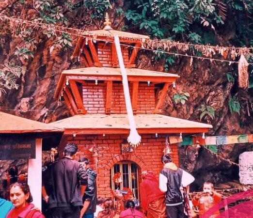 ढोरबाराही मन्दिरमा चैत महिनाको भेटि तथा दानबाट ३ लाख संकलन: