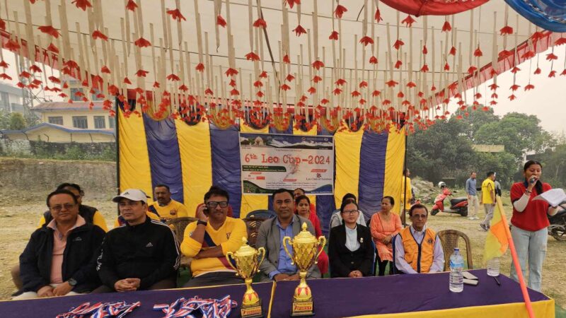 लियो कप फुटबलको ऋषिङ्ग गाउँपालिका अध्यक्ष श्रेष्ठ द्वारा उद्घाटन