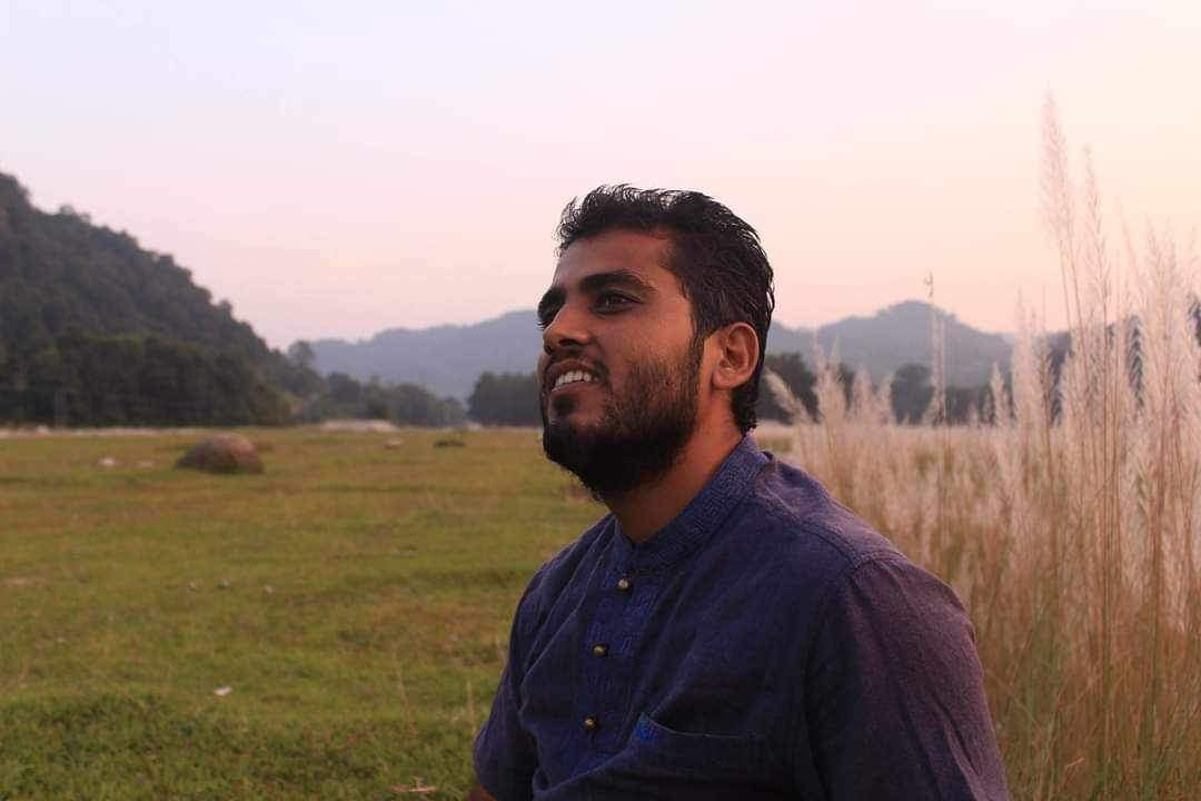 कविता शिर्षक : ” म गाउँ गएकाे थिए”