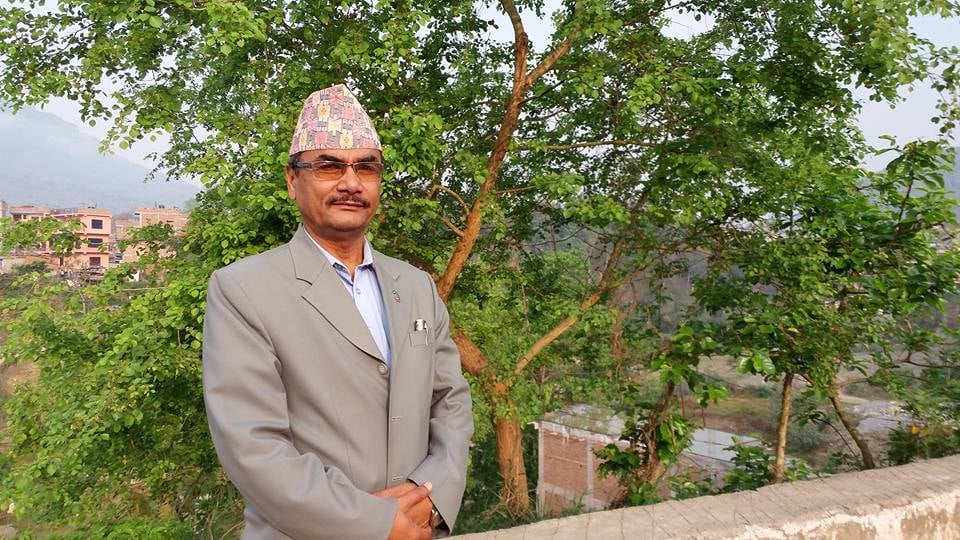 नेपाली लेखक संघ तनहुँले गर्याे संस्थापक अध्यक्ष वाग्लेलाई सम्मान