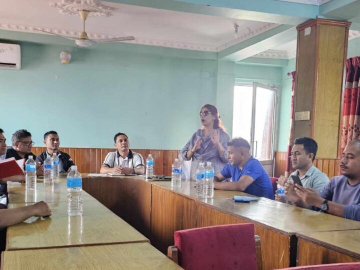 दमाैली इकाई द्वारा शुभकामना आदानप्रदान एवम् क्यालेन्डर विमाेचन: