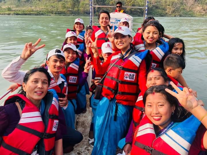 आँबुखैरेनीकाे मर्स्याङ्दी जलाशयमा सुरु भएको माेटरबाेटकाे मन्त्री चुमान द्वारा उद्घाटन: