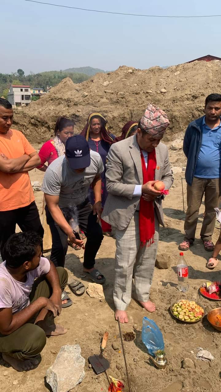 भानु स्वास्थ्य चाैकिकाे नगरप्रमुख त्रिपाठी द्वारा शिलान्यास: