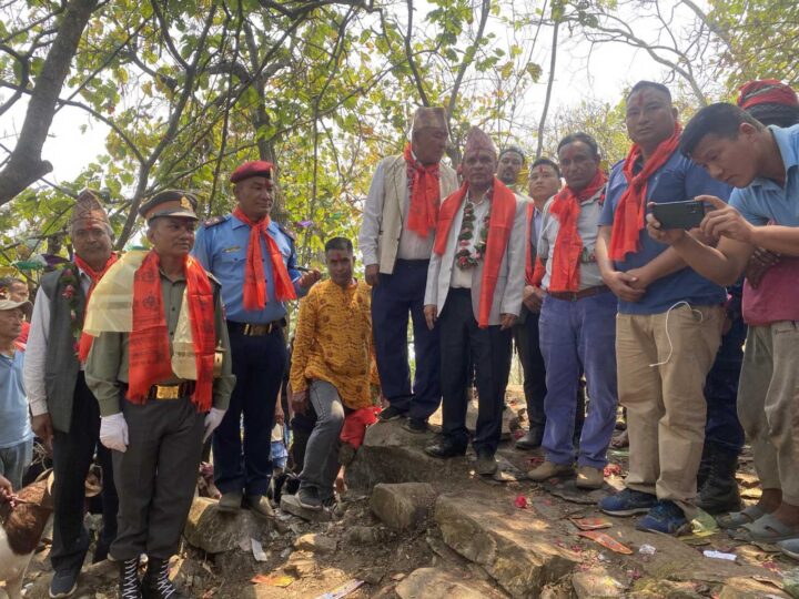 मुकुन्देश्वरी मन्दिर निर्माणमा जुट्दै स्थानीय: