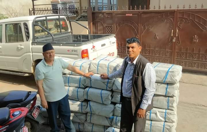 रेडक्रसकाे १ सय ५० थान पाल तनहुँ आयाे