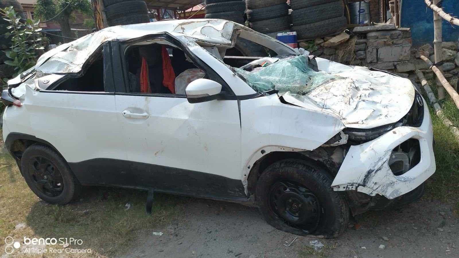सत्रसयमा भएको कार दुर्घटनामा ५ जना घाइते