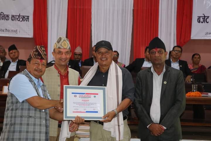 म्याग्दे गाउँपालिका द्वारा उत्कृष्ट ७ उपभोक्ता समितिलाई सम्मान