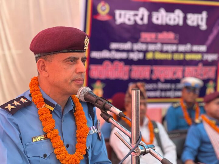 लागुऔषध र जुवाडेकाे दाेहाेलाे काढेका तनहुँका एसपी बाेहराकाे सरूवा