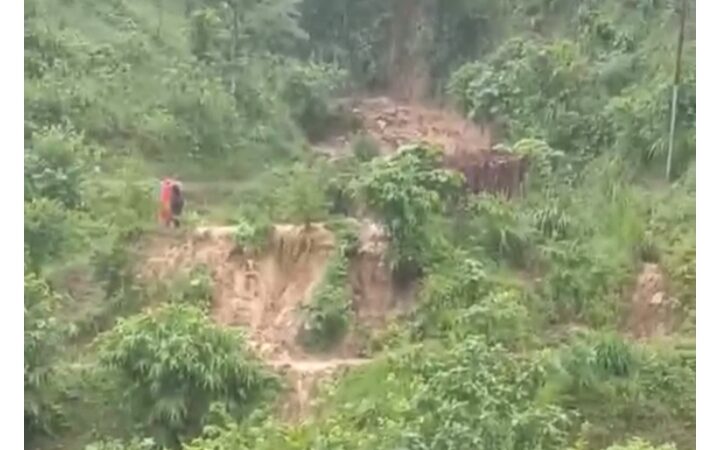 शुक्लागण्डकिमा पहिरोमा परि तिनजना बेपत्ता , १० घाइते
