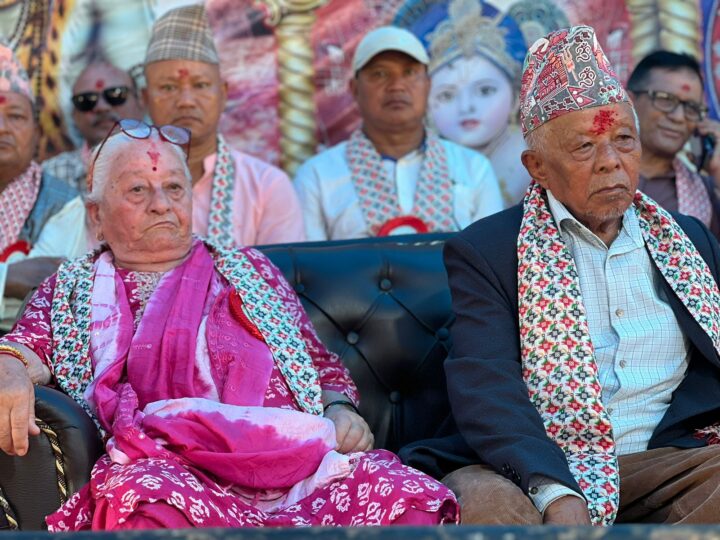 थर्पुमा सुरु महायज्ञकाे पहिलो दिनमै बतास परिवारद्वारा एक लाख भन्दा बढी दान