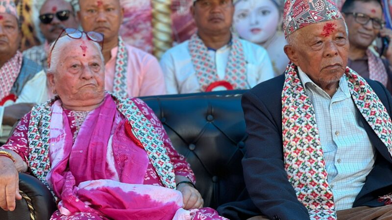 थर्पुमा सुरु महायज्ञकाे पहिलो दिनमै बतास परिवारद्वारा एक लाख भन्दा बढी दान