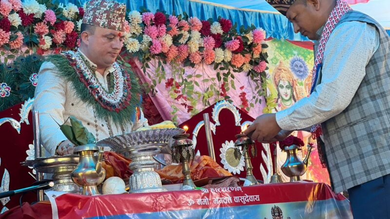 थर्पुमा आजदेखि सुरु महायज्ञकाे अध्यक्ष श्रेष्ठ द्वारा उद्घाटन , पहिलो दिनमा एक लाख ३५ हजार संकलन