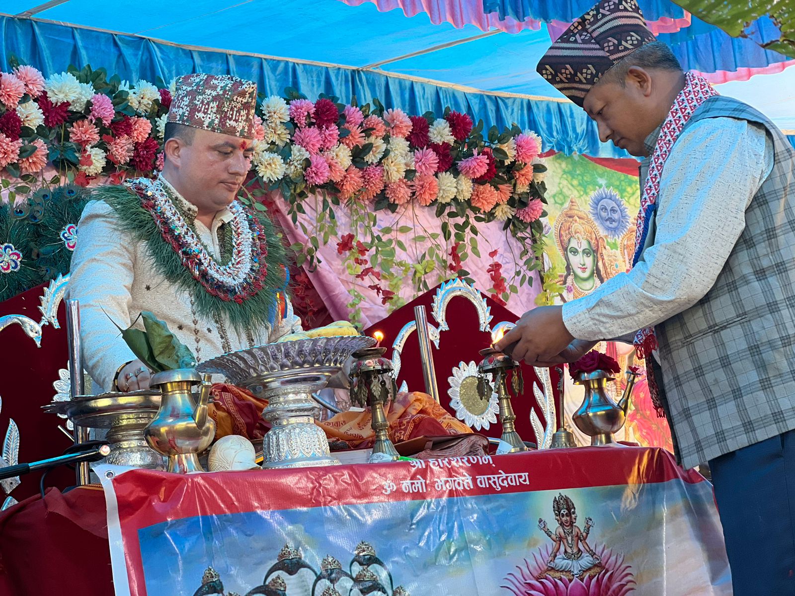 थर्पुमा आजदेखि सुरु महायज्ञकाे अध्यक्ष श्रेष्ठ द्वारा उद्घाटन , पहिलो दिनमा एक लाख ३५ हजार संकलन