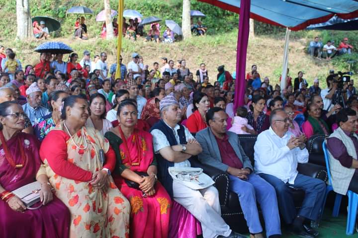 बन्दीपुरमा जारी तीज गीतकाे फाइनल चरणमा कुनकुन टिम पुगे ! ( नामावली सहित )