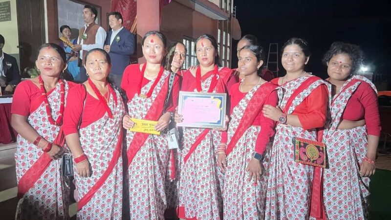 ऋषिङ्गकाे तीज गीत प्रतियोगितामा रानाभाट आमा समूह प्रथम