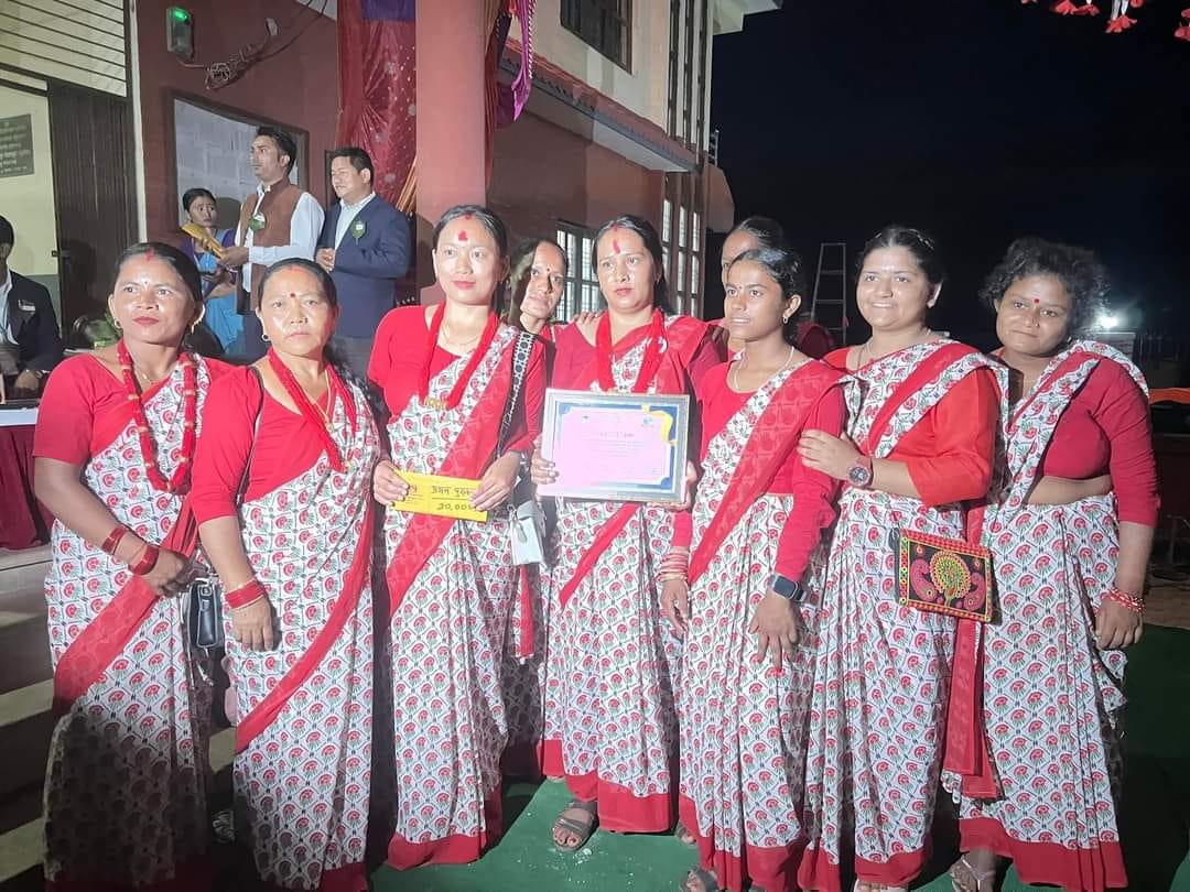 ऋषिङ्गकाे तीज गीत प्रतियोगितामा रानाभाट आमा समूह प्रथम