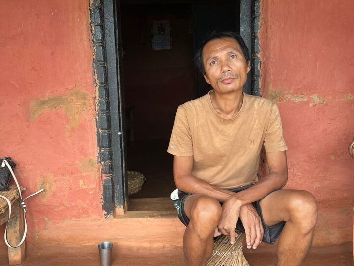 अधिराज्यव्यापी लाेकगीत प्रतिस्पर्धामा प्रथम भएका तनहुँका गायक थापा गम्भीर बिरामी , सहयोगकाे अपिल