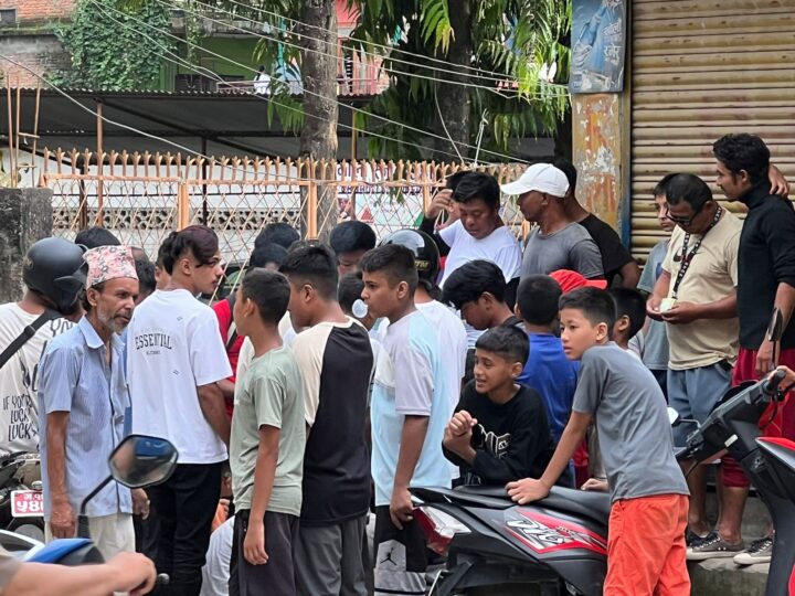 दमाैलीका चाेकचाेकमा बारमासे लङ्गुरबुर्जा – तर नदेखेको जस्तो गर्छ प्रहरी !