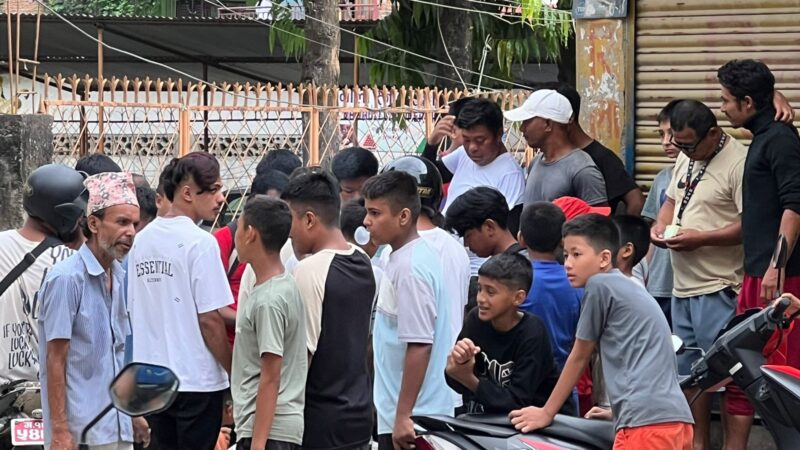 दमाैलीका चाेकचाेकमा बारमासे लङ्गुरबुर्जा – तर नदेखेको जस्तो गर्छ प्रहरी !