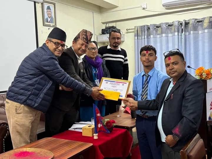 म्याग्दे गाउँपालिका माध्यमिक तह स्तरीय निबन्ध प्रतियोगितामा राधा माविका पण्डित प्रथम