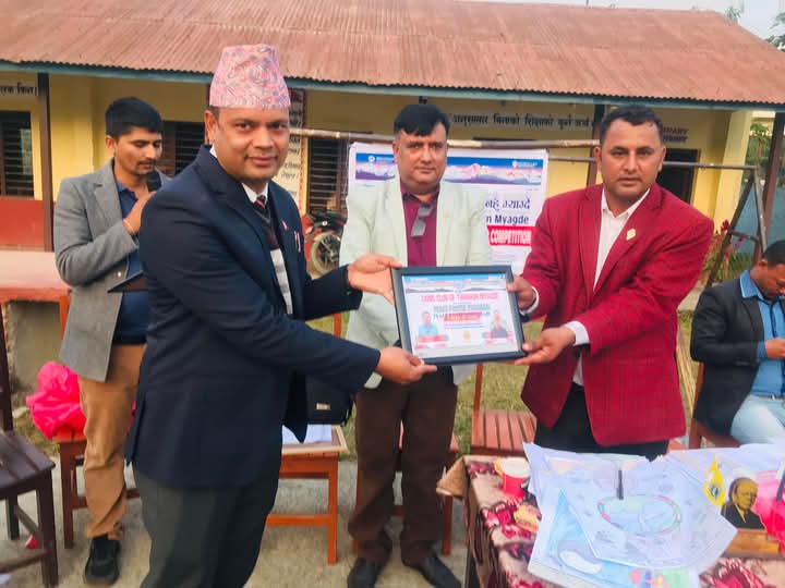 लायन्स म्याग्देकाे चित्रकला प्रतियोगितामा पसले आधारभुत बिद्यालयकी आश्मा प्रथम