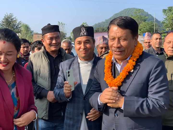 नयाँ शहर आयोजना कार्यालय डूम्रे भन्सारको एकीकृत सरकारी भवनको उपप्रधानमन्त्री सिंह द्वारा उद्घाटन