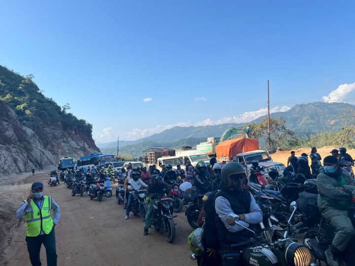 भाेलिदेखि पृथ्वीराजमार्गकाे डुम्रे दमाैली सडक खण्ड दैनिक साढे चार घण्टा बन्द हुने