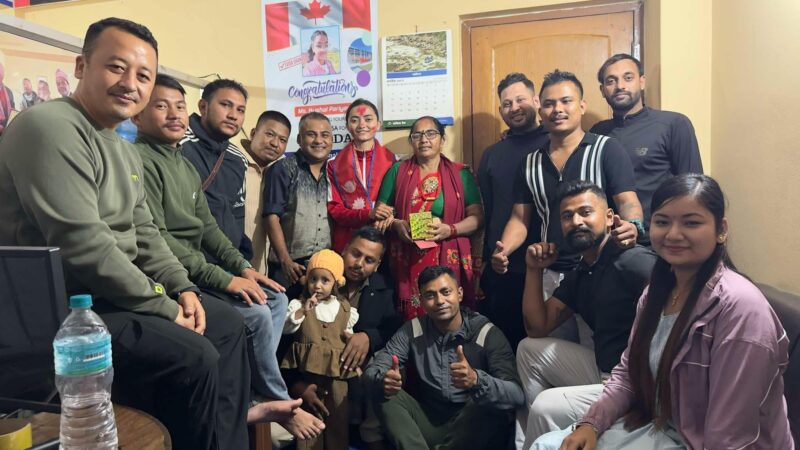 सान एजुकेशनले गर्याे राष्ट्रिय महिला फुटबल खेलाडी विमलालाइ सम्मान