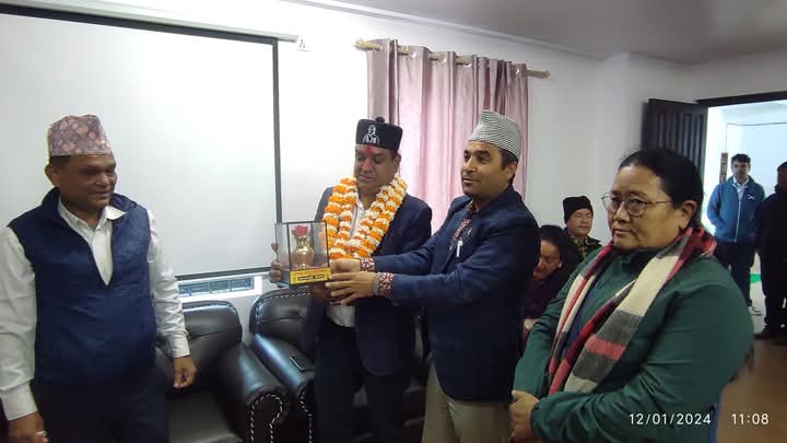 भानु नगरपालिकाका प्रमुख प्रशासकीय अधिकृत पाैडेलकाे देवचुली नगरपालिका सरूवा