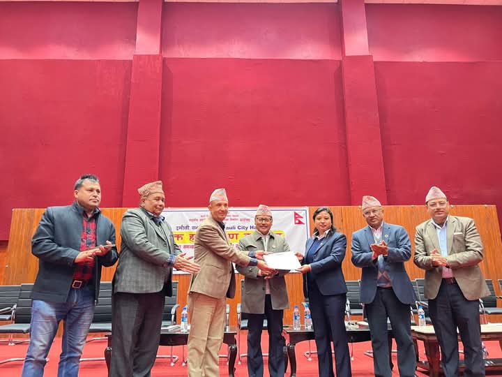 साँढे २३ करोडकाे दमाैली सभाहल उद्घाटन भएको १४ महिना पछि हस्तान्तरण