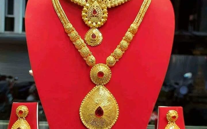 सुनको मूल्य घट्यो , प्रतिताेला एक लाख ४८ हजार ५ सय !
