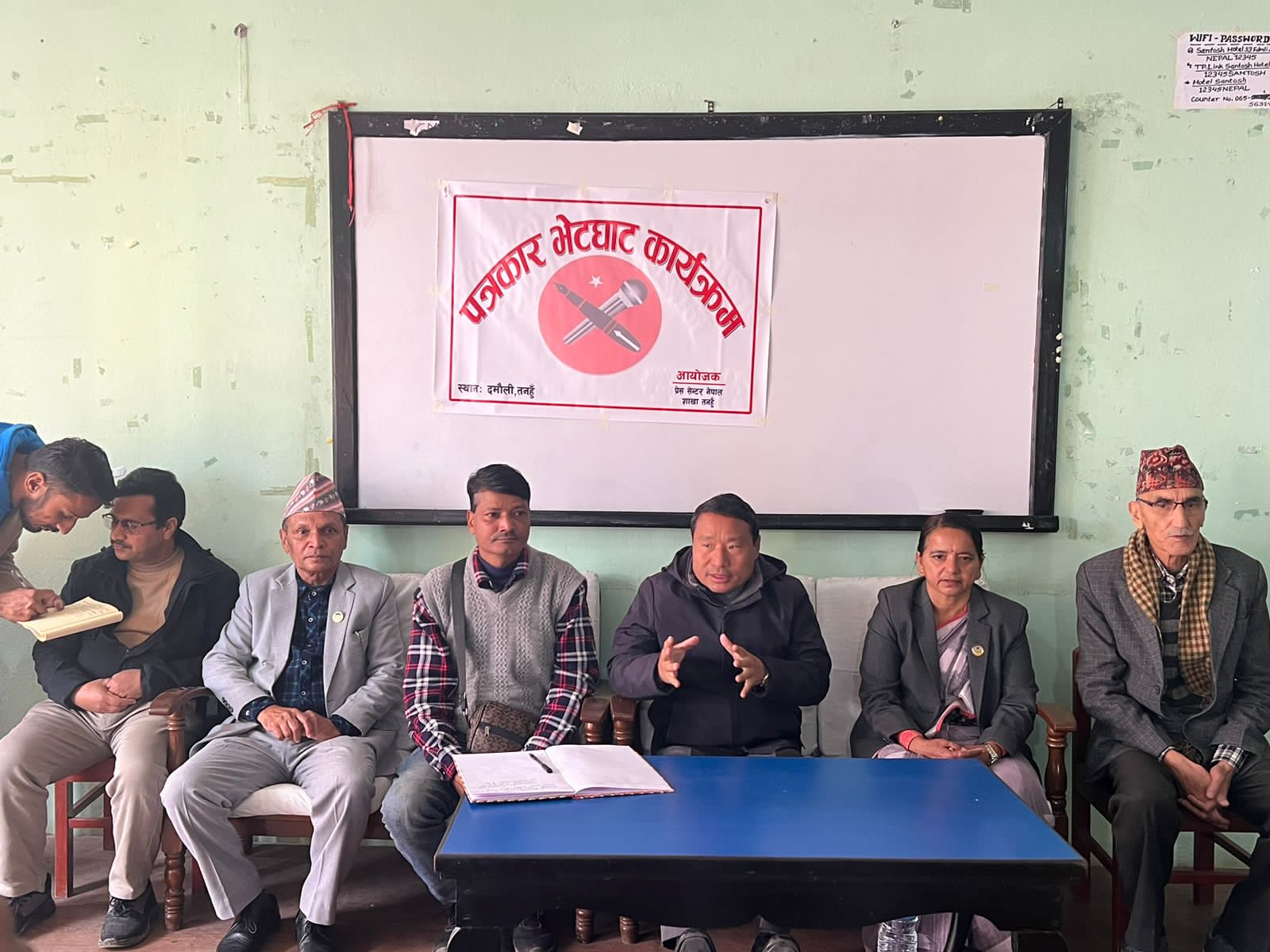 व्यवस्था बदलिए पनी अवस्था बदलिएन – नेता पुन
