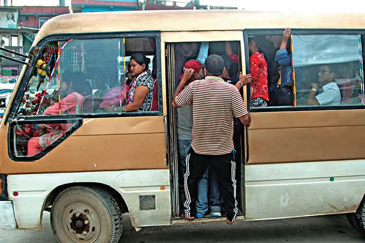 सार्वजनिक यातायातको भाडा बढ्यो !