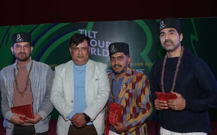 लायन्स गजल साँझमा प्रदिप , राज र नवराजकाे प्रस्तुति