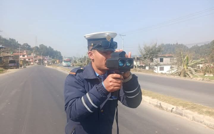 दुर्घटना न्युनिकरणका लागि सक्रियता बढाउँदै ट्राफिक प्रहरी तनहुँ