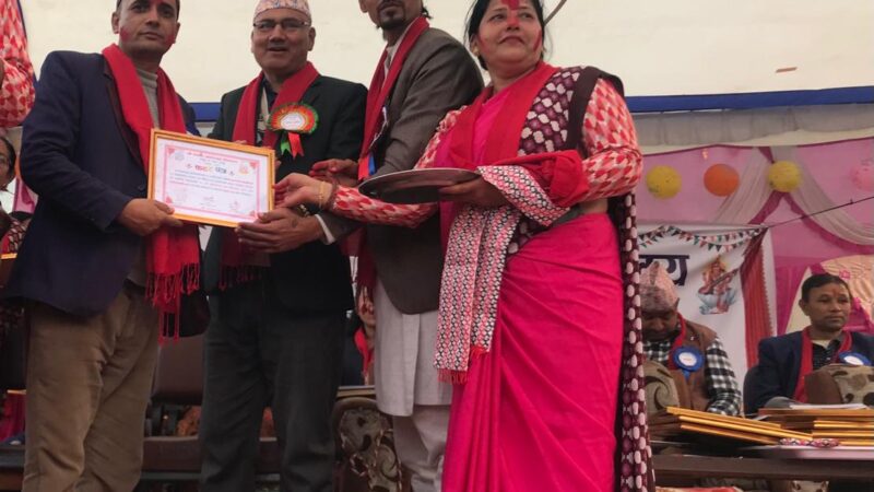 सम्पादक नहर्की सम्मानित