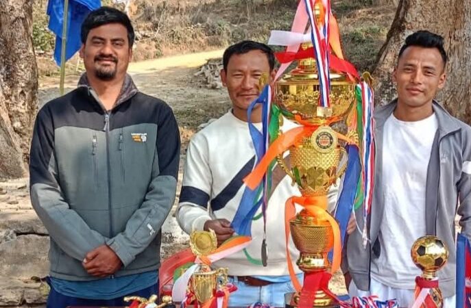 एक लाख ६० हजार पुरस्कारको अर्चले फुटबल कप भाेलीबाट सुरु