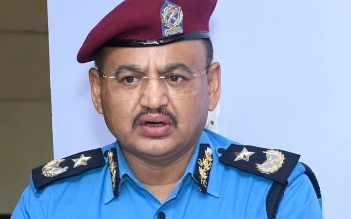 प्रहरी महानिरीक्षक बने दीपक थापा
