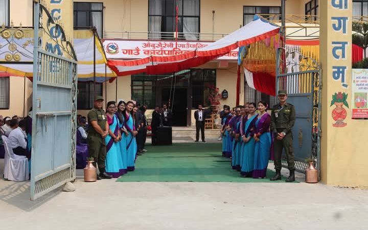 भर्ना शुल्क नलिन विद्यालयलाई आँबुखैरेनी गाउँपालिकाकाे चेतावनी