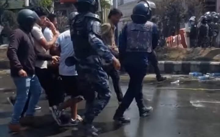 काठमाडौंमा भएको आन्दाेलनमा एकको मृत्युु