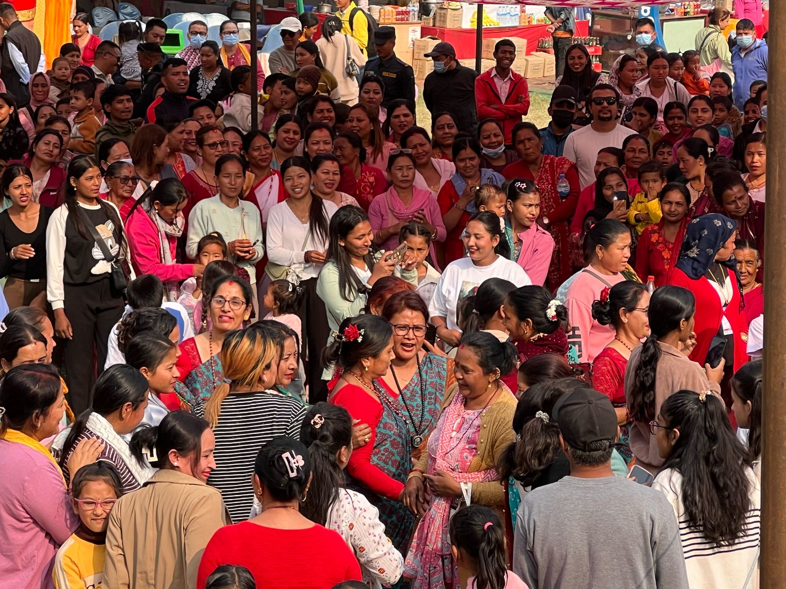 डुम्रे महाेत्सवमा आइतबार हमाल , शाही र राना आउने