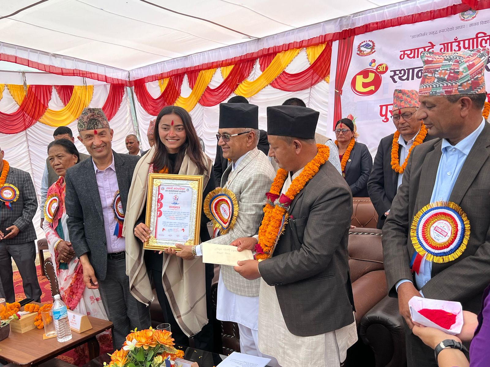 म्याग्दे गाउँपालिका द्वारा विमला विक लगायतका राष्ट्रिय खेलाडीलाई सम्मान