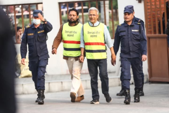 राजाबादिकाे आन्दाेलन पछि पक्राउ परेका रविन्द्र मिश्र सँगै दमाैलीका पराजुली पनि !